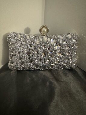 ✨ Rhinestone Evening Clutch – Glam Crystal Handbag with Pearl Clasp ✨
